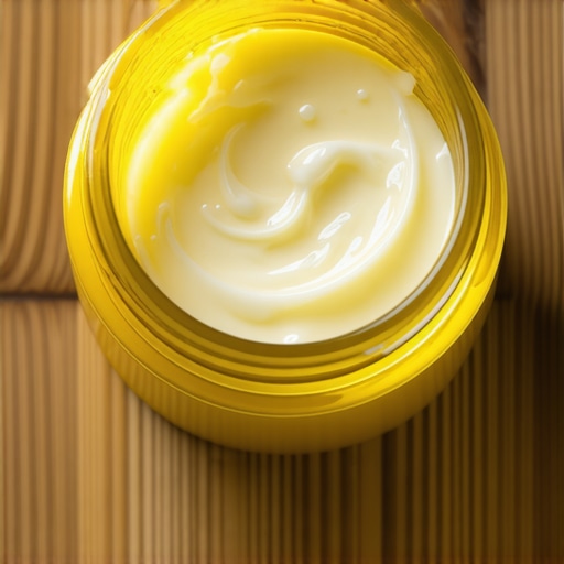 Tekstura umućenog šia putera Gusti domaći losion od šia putera u staklenoj tegli